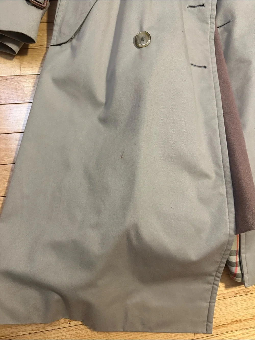 Burberry Rego Men’s Beige Trench Coat with Brown Collar Size 52 Regular